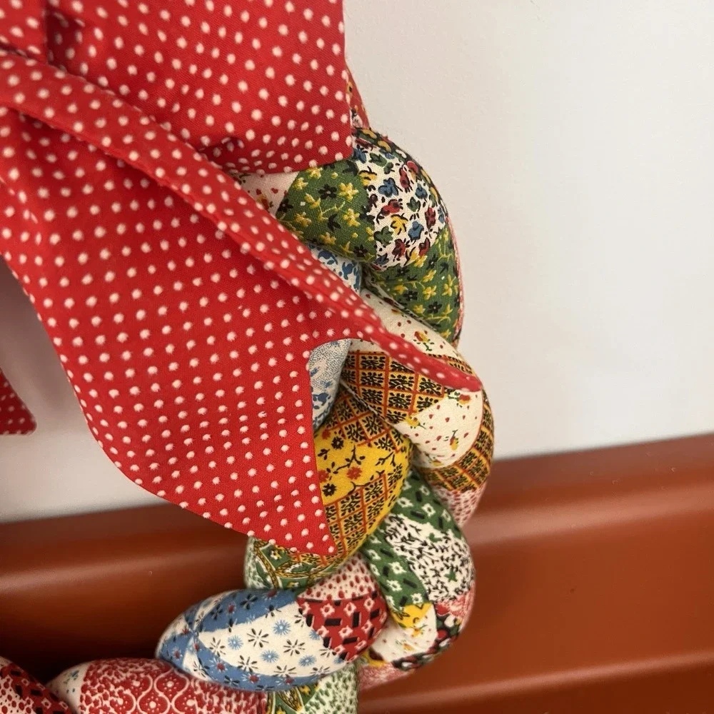 Vtg 1970's Wreath Puffy Quilted Stuffed Fabric Funky Groovy Handmade Retro Red